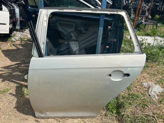 bontott VW GOLF V Bal hátsó Ajtó (Üres lemez)