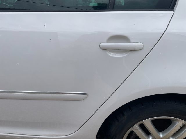 bontott VW GOLF V Bal hátsó Ajtó (Üres lemez)