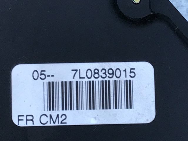 bontott VW GOLF V Bal hátsó Ajtózár