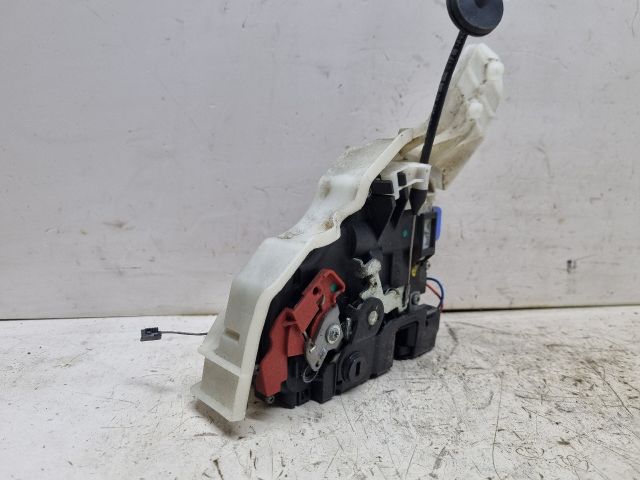 bontott VW GOLF V Bal hátsó Ajtózár