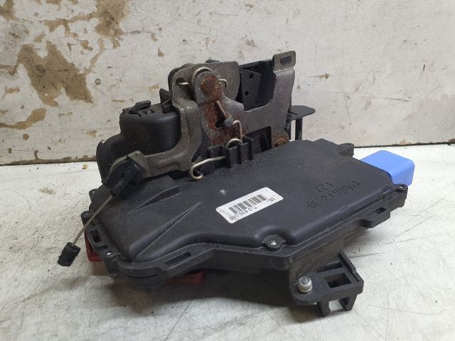 bontott VW GOLF V Bal hátsó Ajtózár