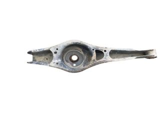 bontott VW GOLF V Bal hátsó Alsó Lengőkar