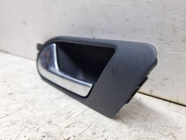 bontott VW GOLF V Bal hátsó Belső Kilincs