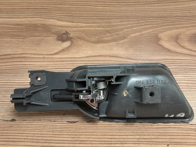 bontott VW GOLF V Bal hátsó Belső Kilincs