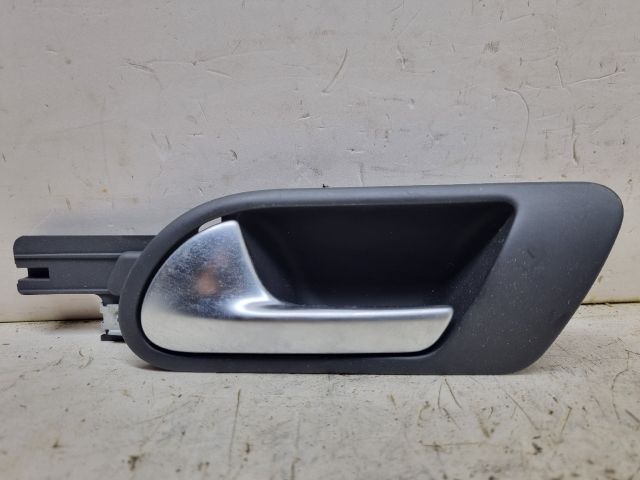 bontott VW GOLF V Bal hátsó Belső Kilincs