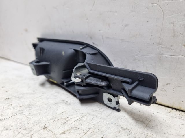 bontott VW GOLF V Bal hátsó Belső Kilincs