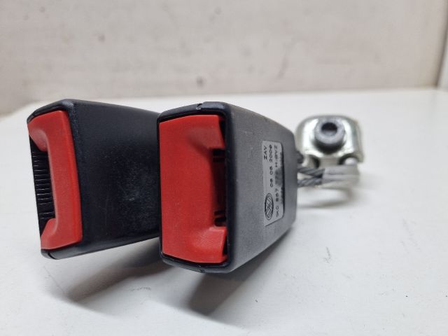 bontott VW GOLF V Bal hátsó Biztonsági Öv Csat