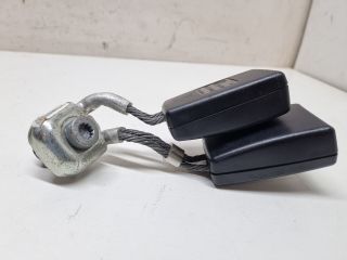 bontott VW GOLF V Bal hátsó Biztonsági Öv Csat