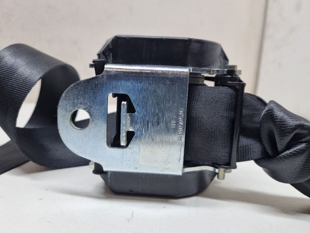 bontott VW GOLF V Bal hátsó Biztonsági Öv