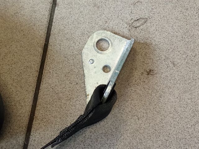 bontott VW GOLF V Bal hátsó Biztonsági Öv