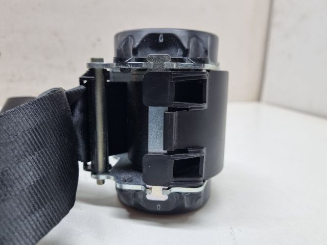 bontott VW GOLF V Bal hátsó Biztonsági Öv