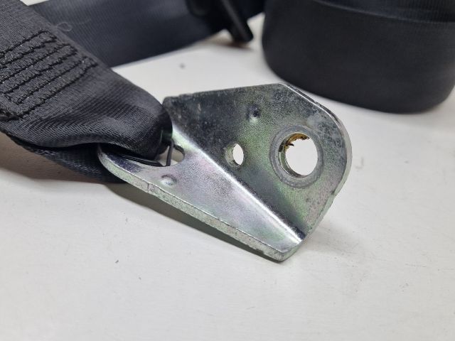 bontott VW GOLF V Bal hátsó Biztonsági Öv