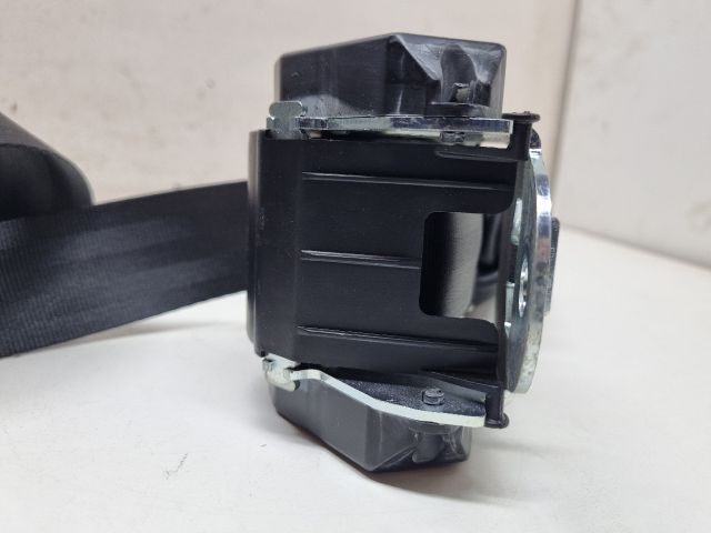 bontott VW GOLF V Bal hátsó Biztonsági Öv