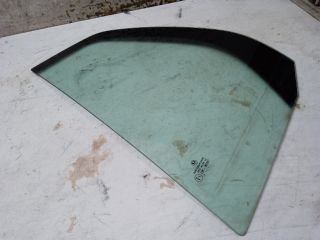 bontott VW GOLF V Bal hátsó Fixüveg (Ajtóban)