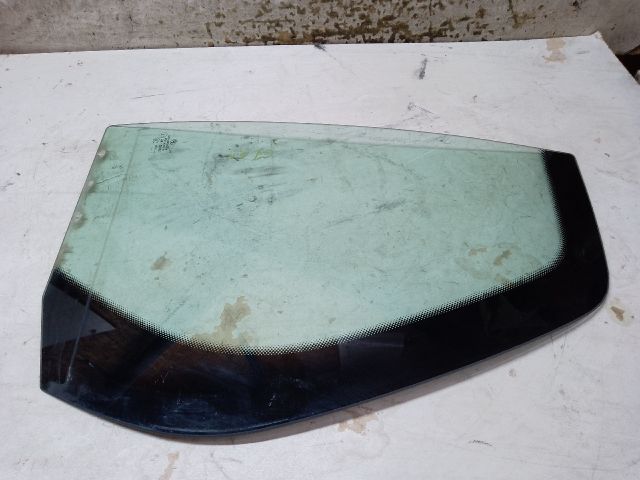 bontott VW GOLF V Bal hátsó Fixüveg (Ajtóban)