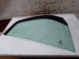 bontott VW GOLF V Bal hátsó Fixüveg (Ajtóban)