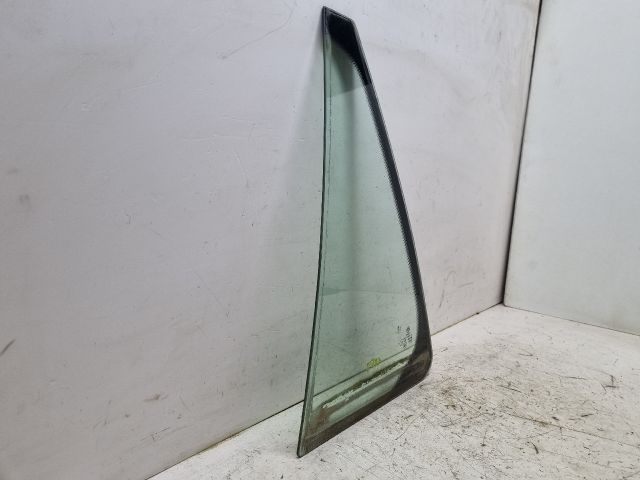 bontott VW GOLF V Bal hátsó Fixüveg (Ajtóban)