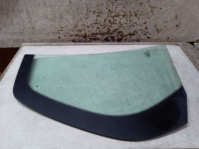 bontott VW GOLF V Bal hátsó Fixüveg (Ajtóban)