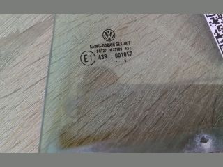 bontott VW GOLF V Bal hátsó Fixüveg (Ajtóban)