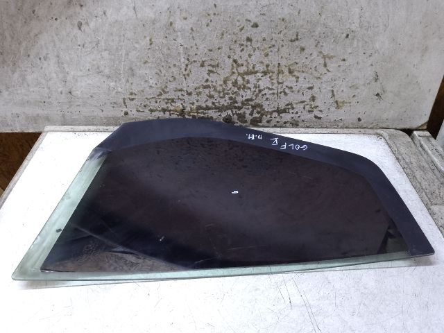 bontott VW GOLF V Bal hátsó Fixüveg (Ajtóban)