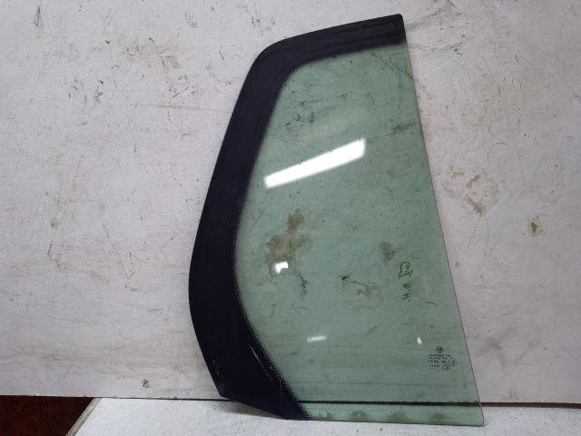 bontott VW GOLF V Bal hátsó Fixüveg (Ajtóban)