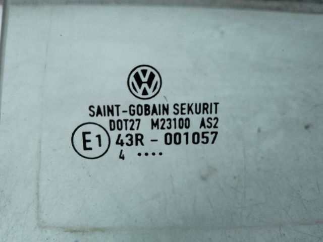 bontott VW GOLF V Bal hátsó Fixüveg (Ajtóban)