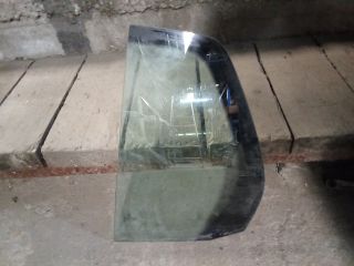 bontott VW GOLF V Bal hátsó Fixüveg (Ajtóban)