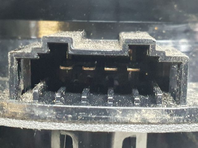 bontott VW GOLF V Bal hátsó Hangszóró