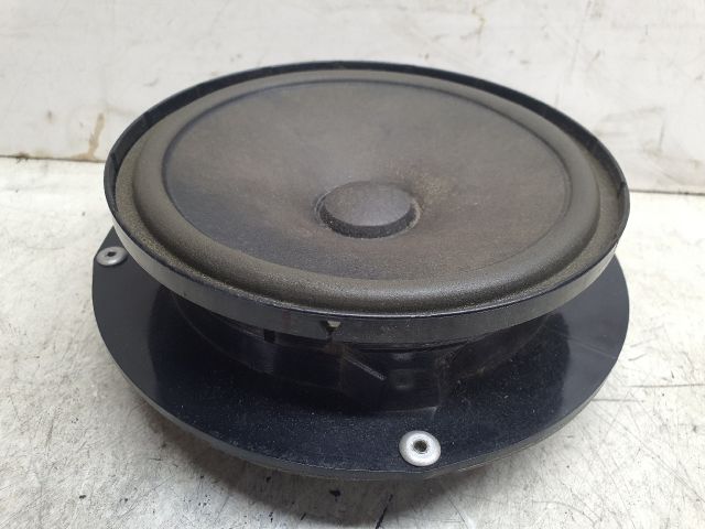 bontott VW GOLF V Bal hátsó Hangszóró