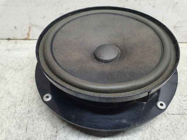 bontott VW GOLF V Bal hátsó Hangszóró