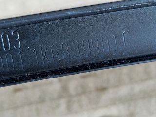 bontott VW GOLF V Bal hátsó Hátsó Ajtókeret Burkolat