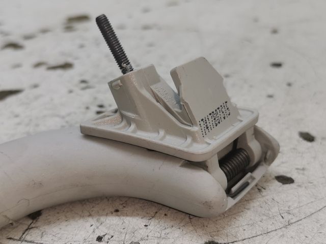 bontott VW GOLF V Bal hátsó Kapaszkodó (Felső)