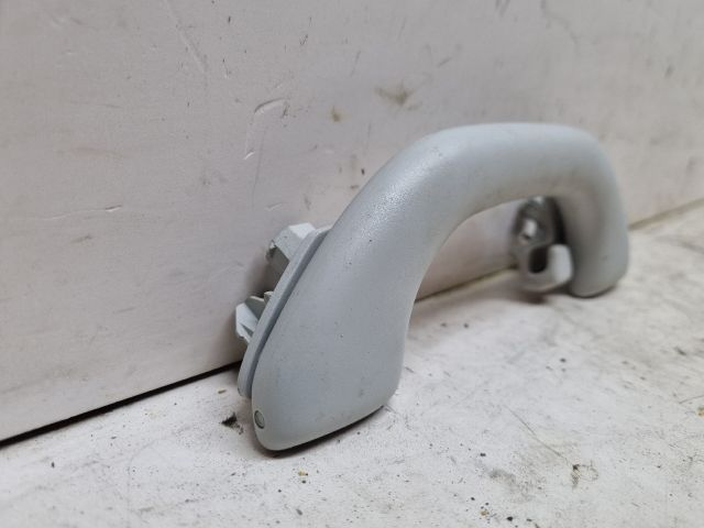 bontott VW GOLF V Bal hátsó Kapaszkodó (Felső)