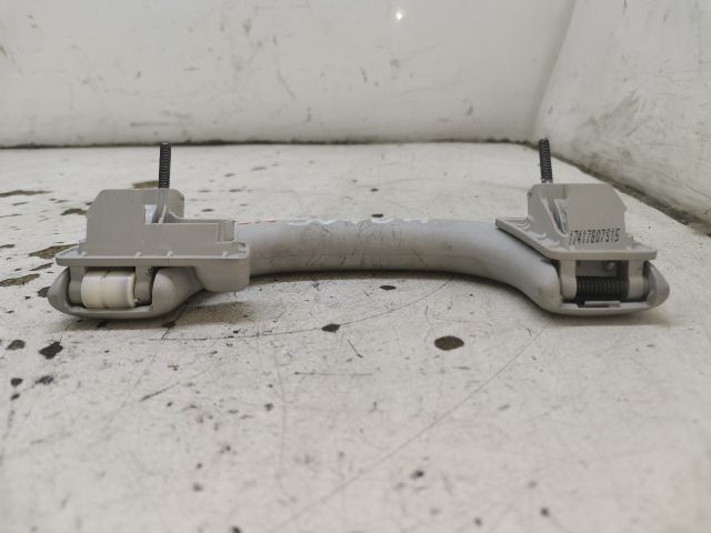 bontott VW GOLF V Bal hátsó Kapaszkodó (Felső)