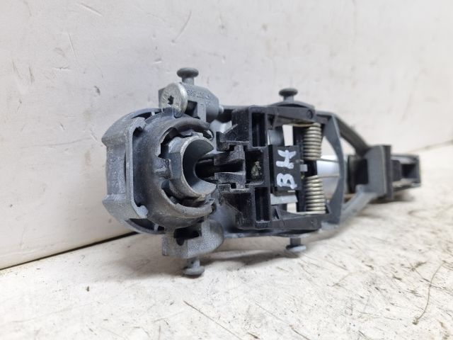 bontott VW GOLF V Bal hátsó Külső Kilincs