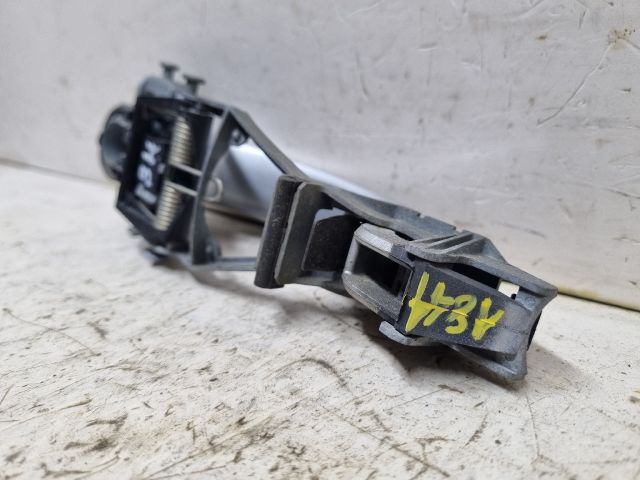 bontott VW GOLF V Bal hátsó Külső Kilincs