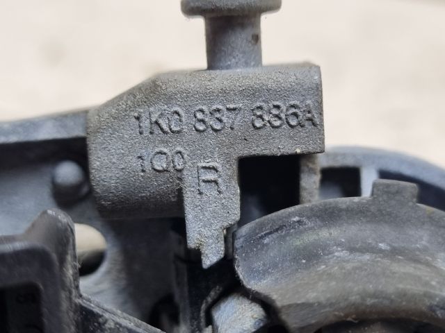 bontott VW GOLF V Bal hátsó Külső Kilincs