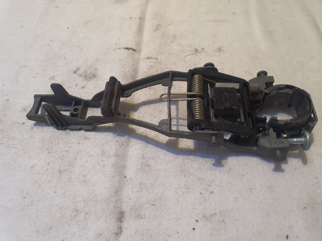 bontott VW GOLF V Bal hátsó Külső Kilincsfészek