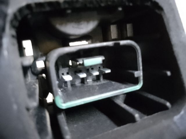 bontott VW GOLF V Bal Hátsó Lámpa Foglalat