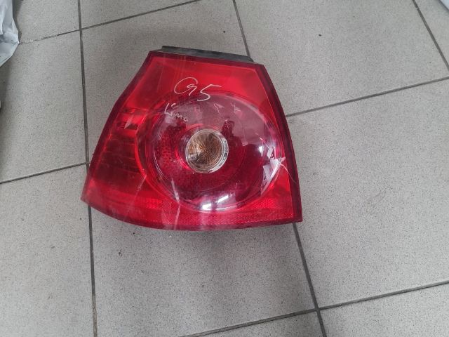 bontott VW GOLF V Bal Hátsó Lámpa