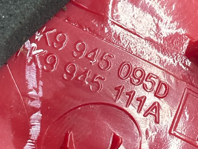 bontott VW GOLF V Bal Hátsó Lámpa