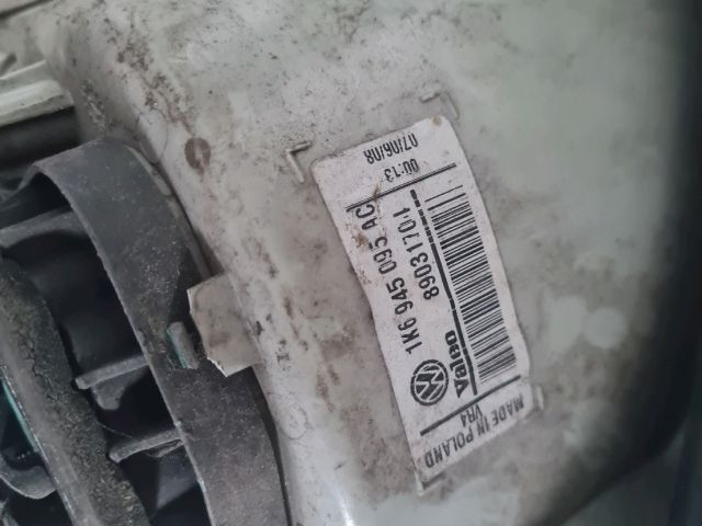 bontott VW GOLF V Bal Hátsó Lámpa