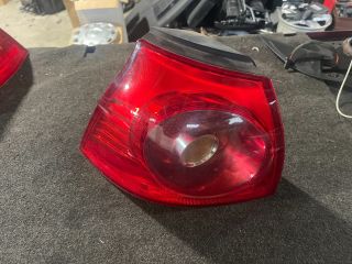 bontott VW GOLF V Bal Hátsó Lámpa