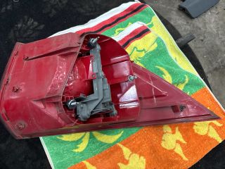 bontott VW GOLF V Bal Hátsó Lámpa