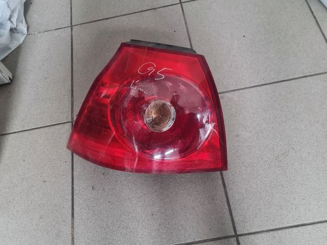 bontott VW GOLF V Bal Hátsó Lámpa