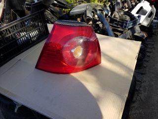 bontott VW GOLF V Bal Hátsó Lámpa