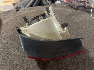 bontott VW GOLF V Bal Hátsó Lámpa