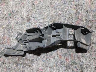 bontott VW GOLF V Bal hátsó Lökhárító Tartó (Műanyag)