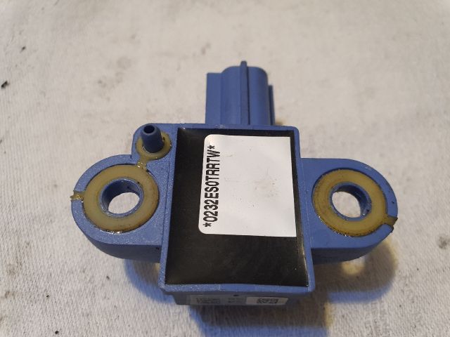 bontott VW GOLF V Bal hátsó Oldal Ütközés Érzékelő