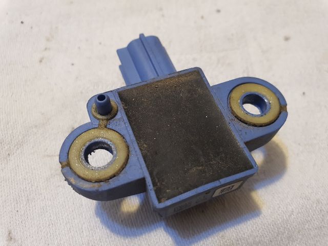 bontott VW GOLF V Bal hátsó Oldal Ütközés Érzékelő